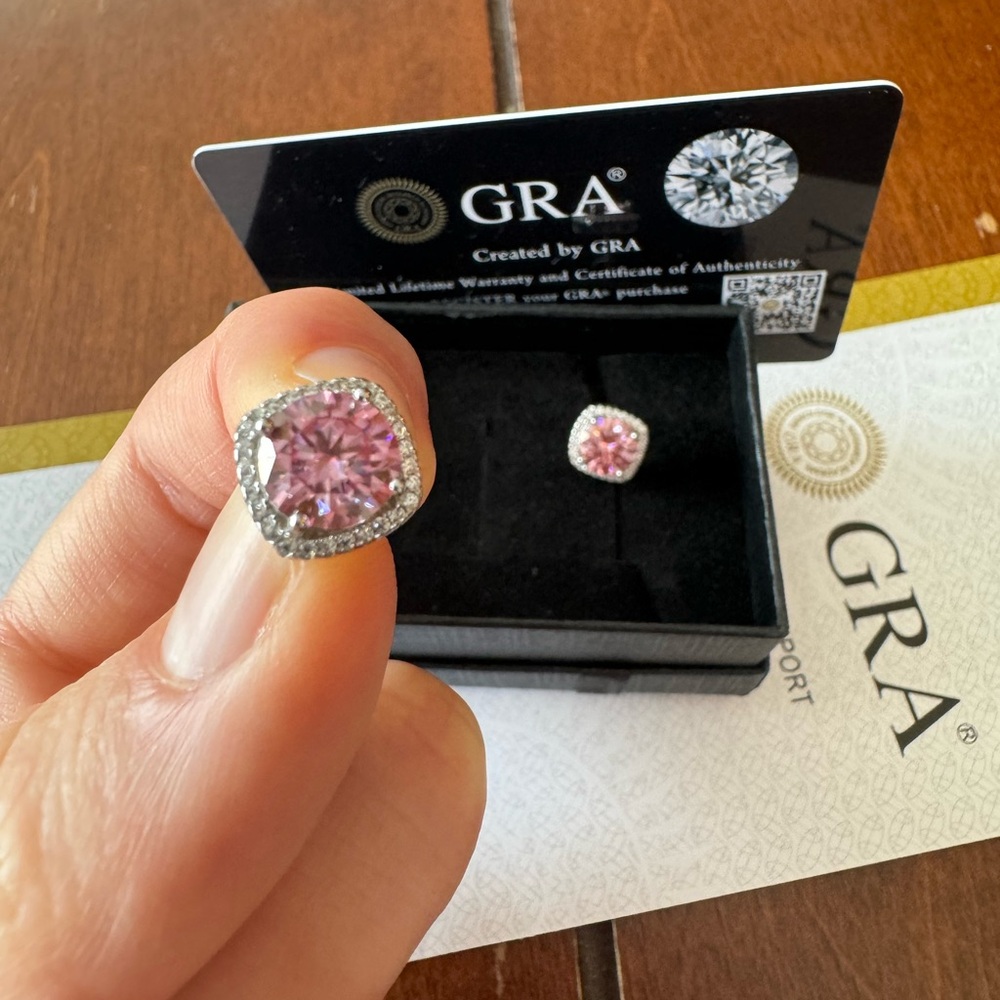 Pink moissanite halo cut earrings 2CT 8mm